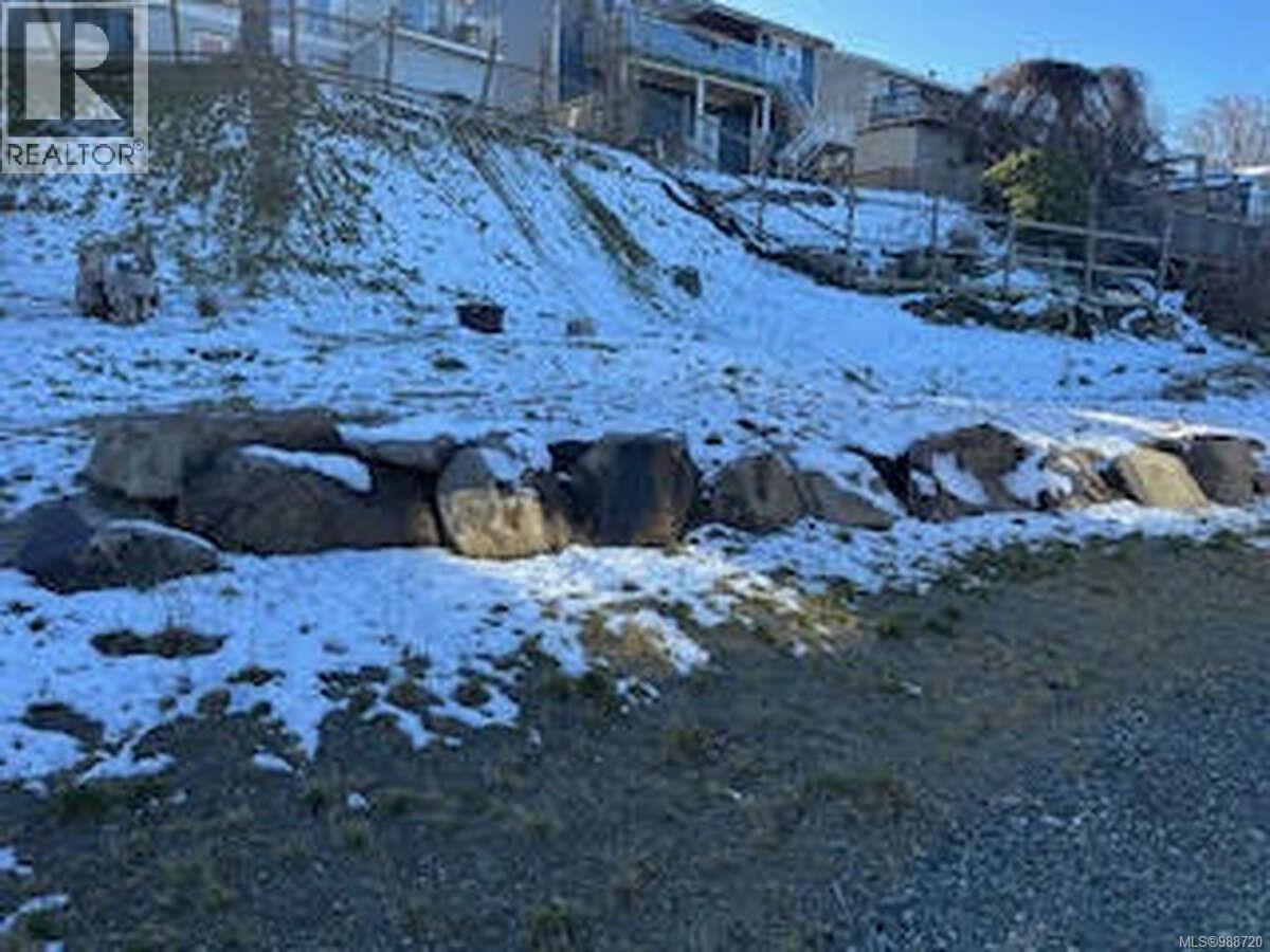 2087 Pioneer Hill Dr, Port Mcneill, British Columbia  V0N 2R0 - Photo 29 - 988720