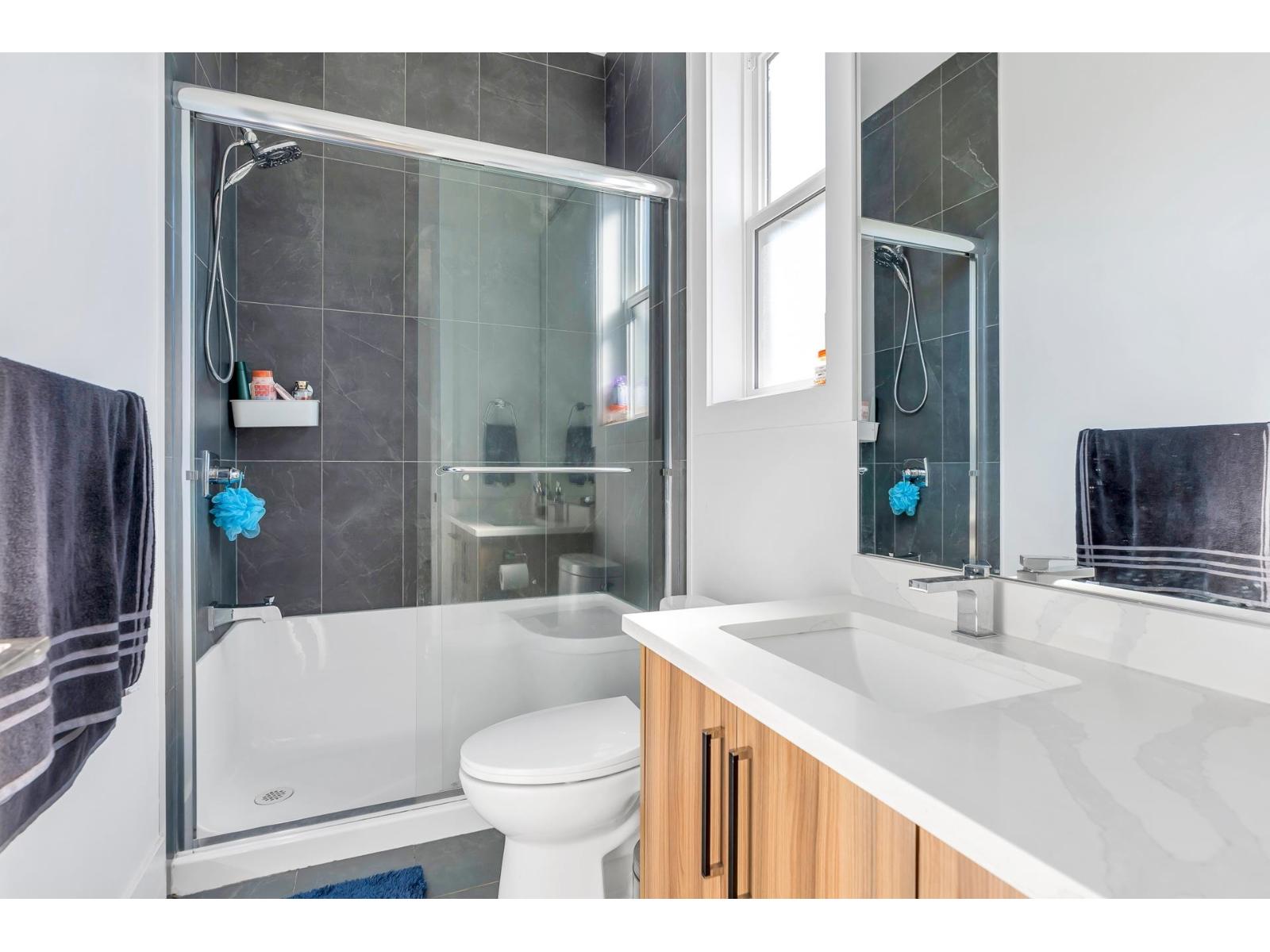 32951 Peebles Drive, Mission, British Columbia  V2V 0H6 - Photo 10 - R3037093