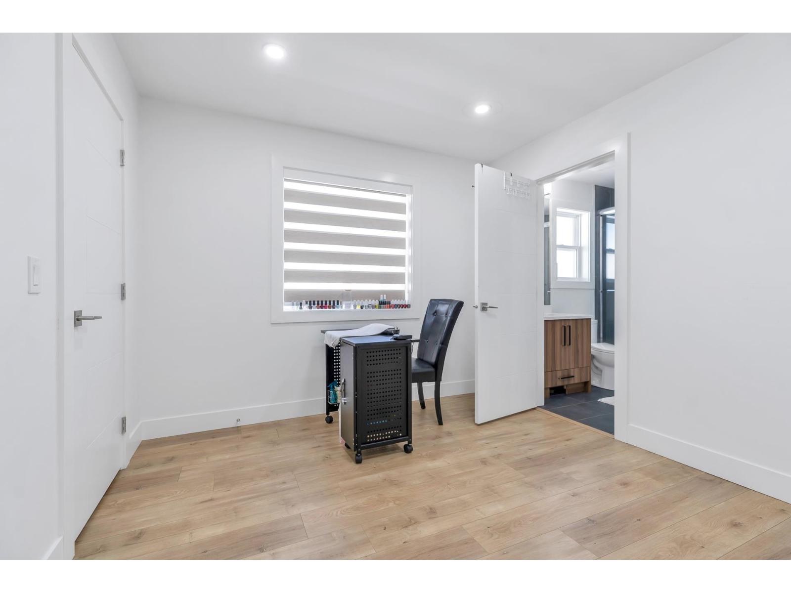 32951 Peebles Drive, Mission, British Columbia  V2V 0H6 - Photo 28 - R3037093