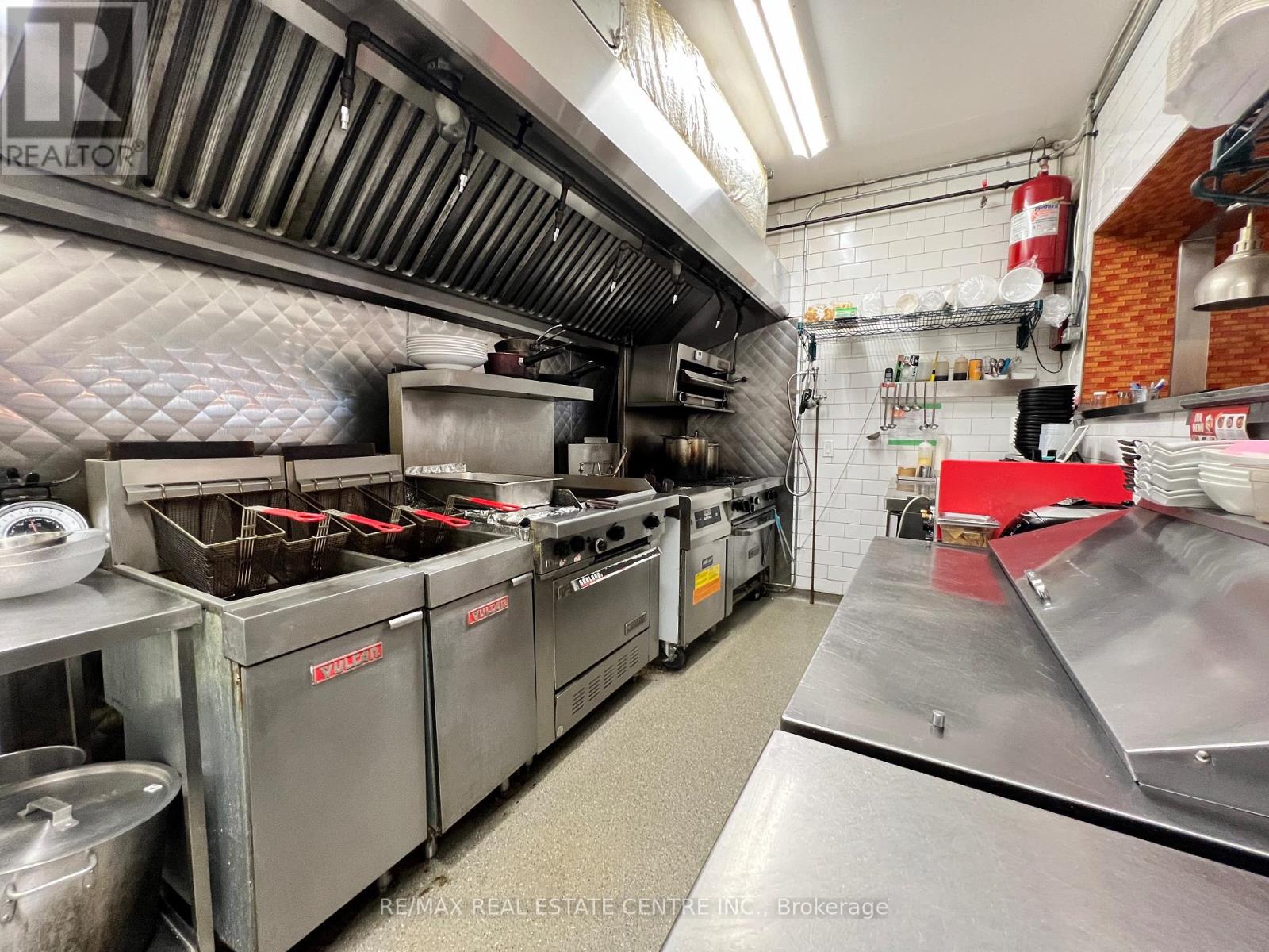 7304 Highway 26, Clearview, Ontario  L0M 1S0 - Photo 17 - S12345503