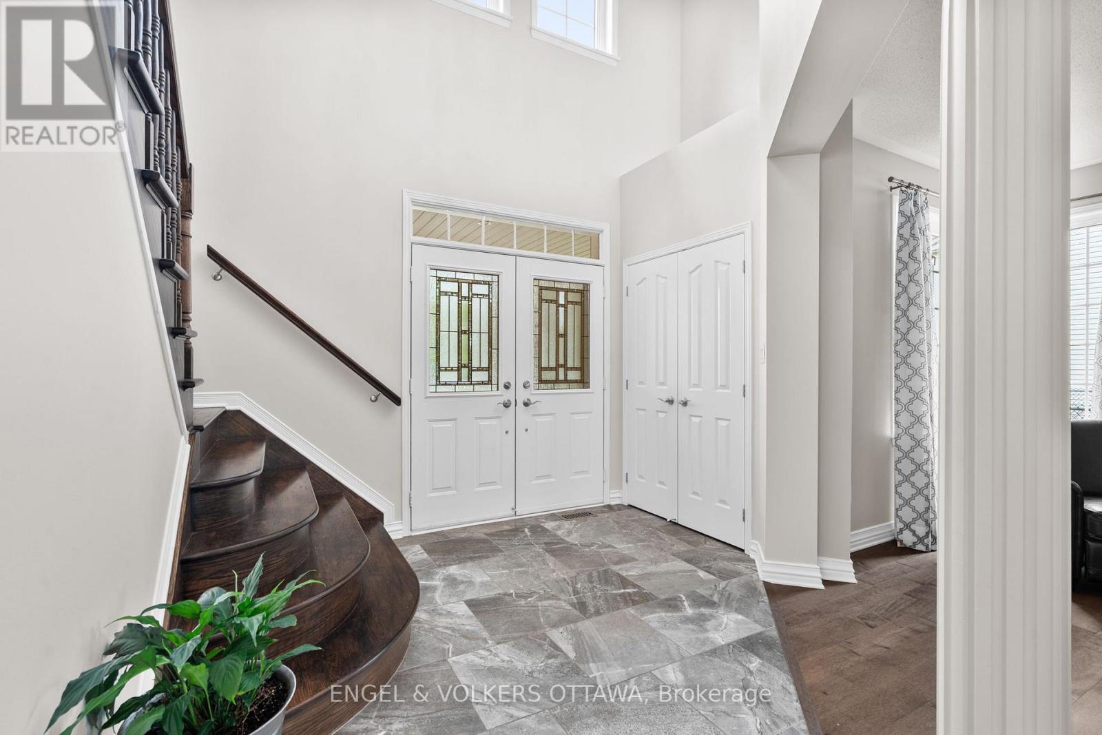 Property at 94 RIVERSTONE DRIVE image 4