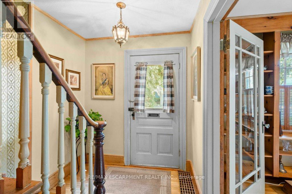 314 Delaware Avenue, Burlington, Ontario  L7R 3B2 - Photo 22 - W12345528