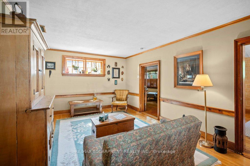314 Delaware Avenue, Burlington, Ontario  L7R 3B2 - Photo 25 - W12345528