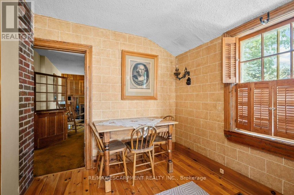314 Delaware Avenue, Burlington, Ontario  L7R 3B2 - Photo 33 - W12345528
