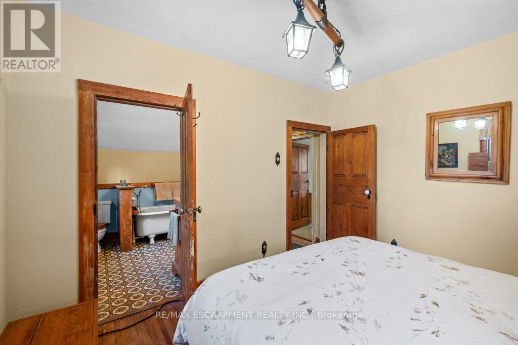 314 Delaware Avenue, Burlington, Ontario  L7R 3B2 - Photo 44 - W12345528