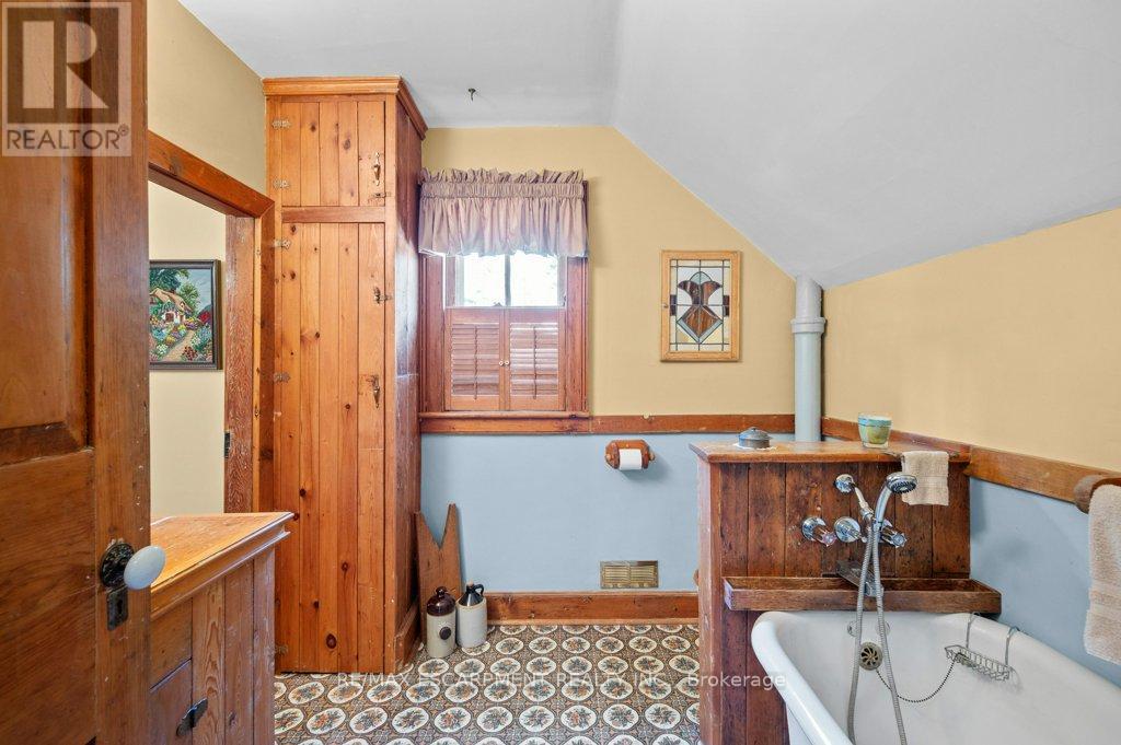 314 Delaware Avenue, Burlington, Ontario  L7R 3B2 - Photo 46 - W12345528