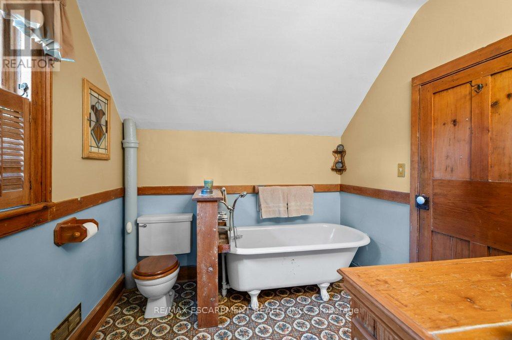 314 Delaware Avenue, Burlington, Ontario  L7R 3B2 - Photo 47 - W12345528