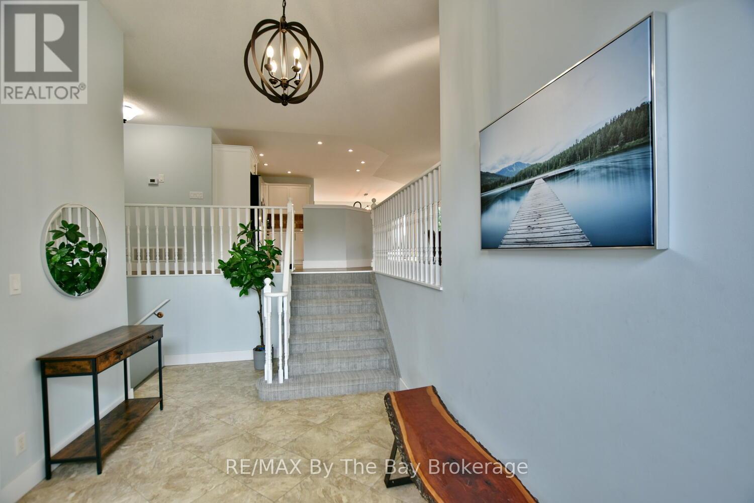 424 Ramblewood Drive, Wasaga Beach, Ontario  L9Z 1P3 - Photo 2 - S12345583