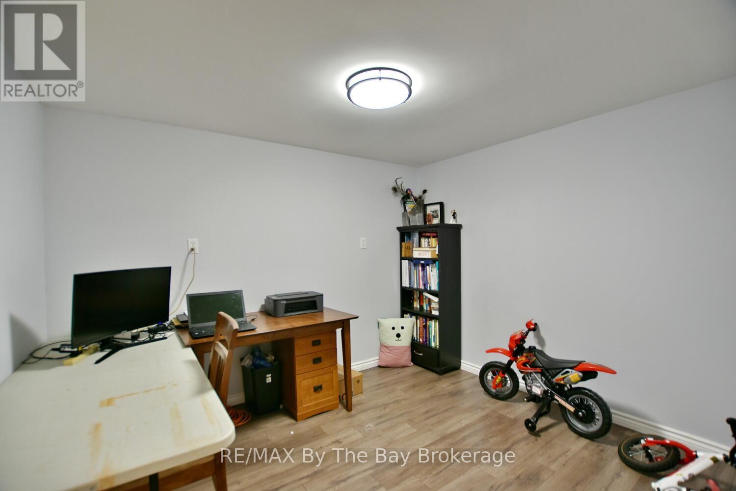 424 Ramblewood Drive, Wasaga Beach, Ontario  L9Z 1P3 - Photo 36 - S12345583