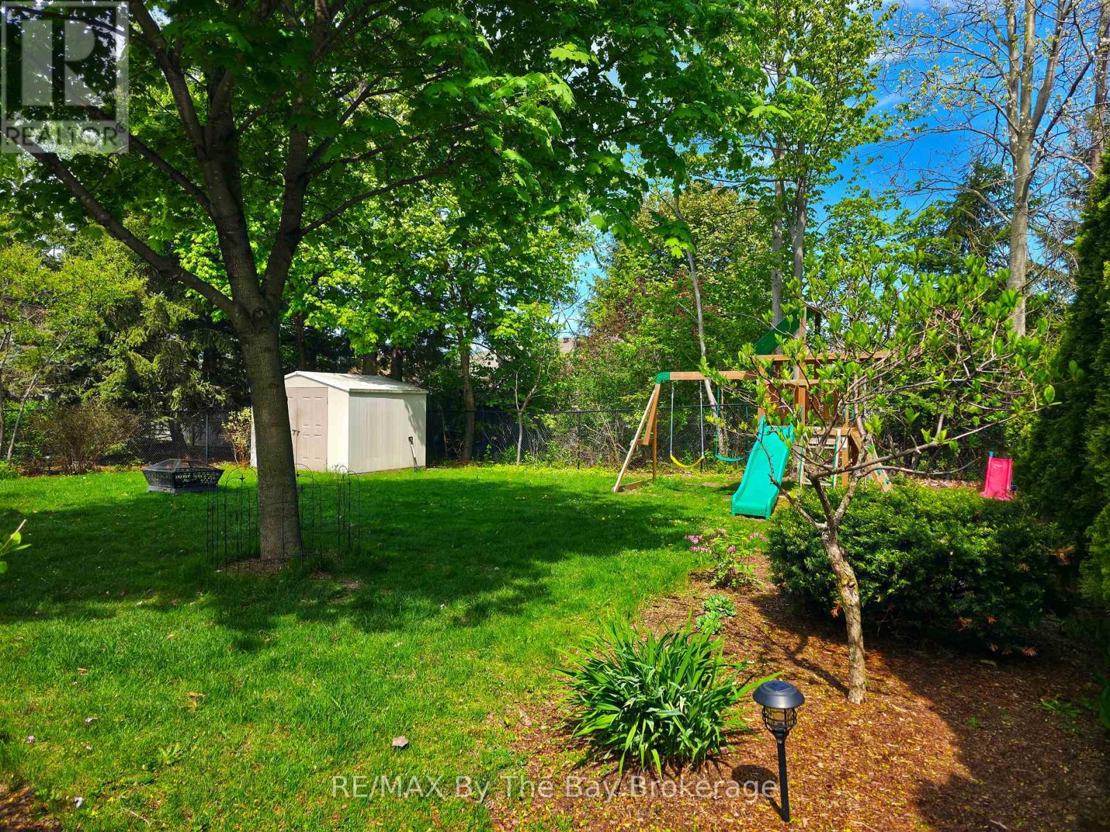 424 Ramblewood Drive, Wasaga Beach, Ontario  L9Z 1P3 - Photo 7 - S12345583