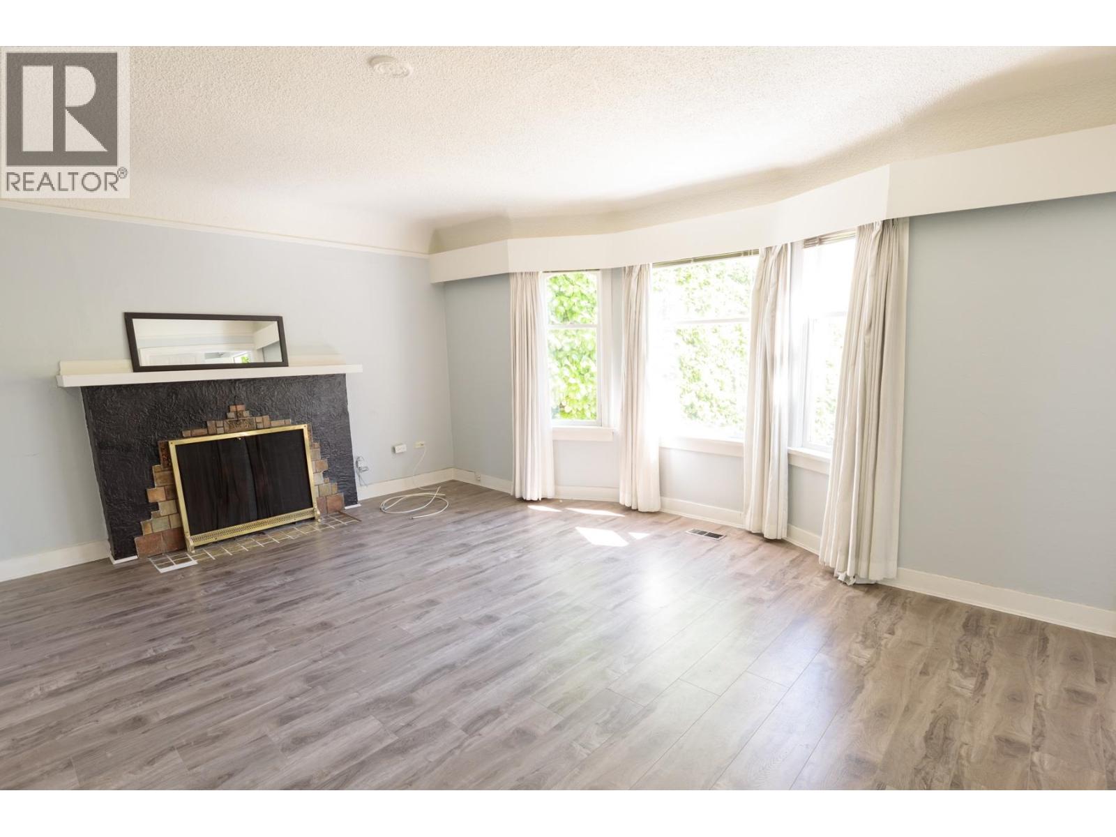 2529 W 41st Avenue, Vancouver, British Columbia  V6N 3C2 - Photo 4 - R3037349