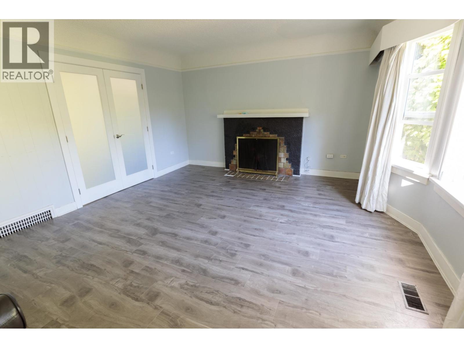 2529 W 41st Avenue, Vancouver, British Columbia  V6N 3C2 - Photo 5 - R3037349