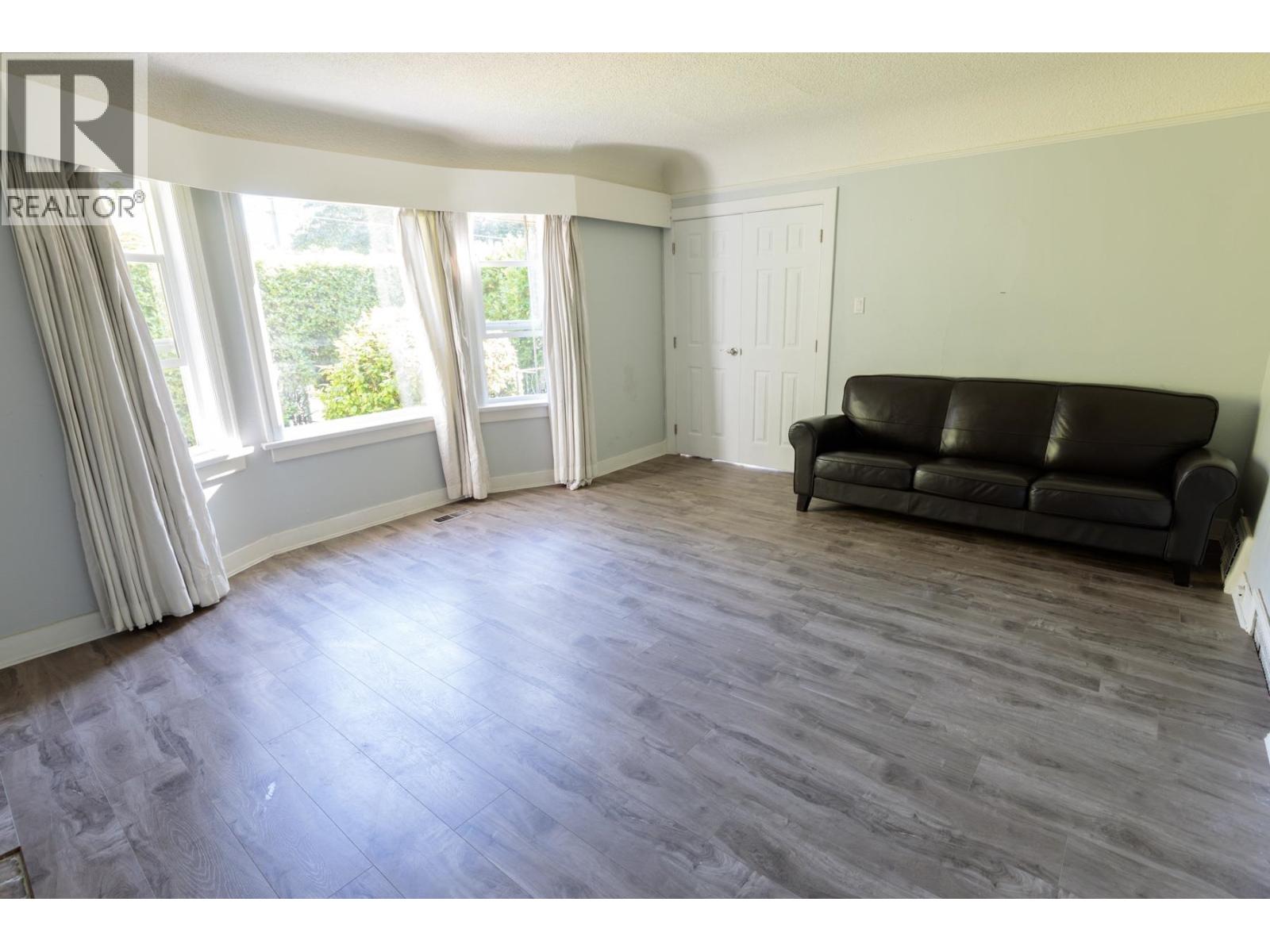 2529 W 41st Avenue, Vancouver, British Columbia  V6N 3C2 - Photo 6 - R3037349