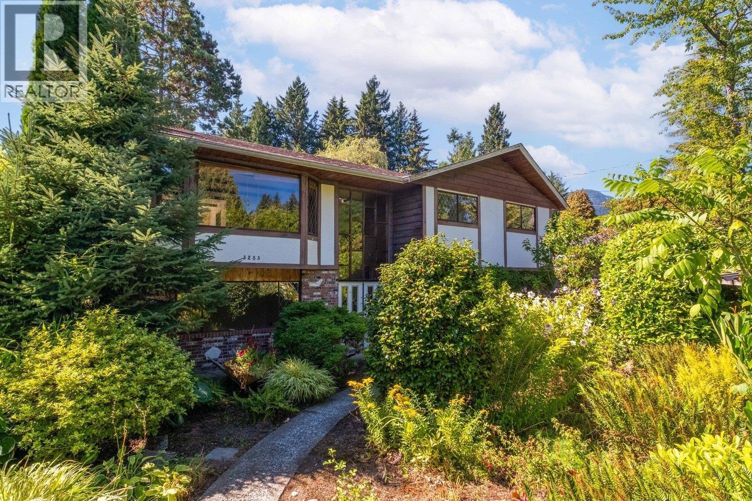 Property at 3283 HOSKINS ROAD image 1
