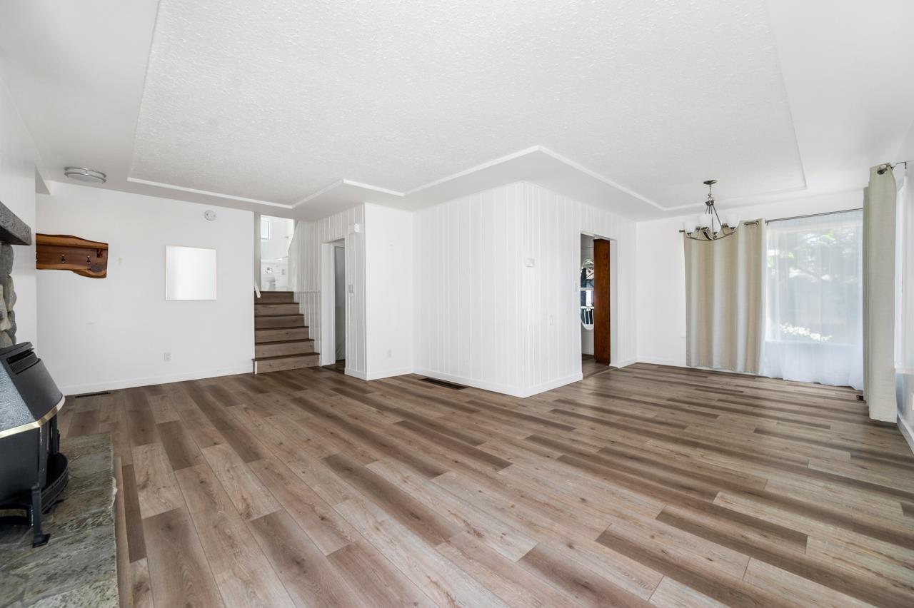 27153 34 Avenue, Langley, British Columbia  V4W 3H4 - Photo 6 - R3037377