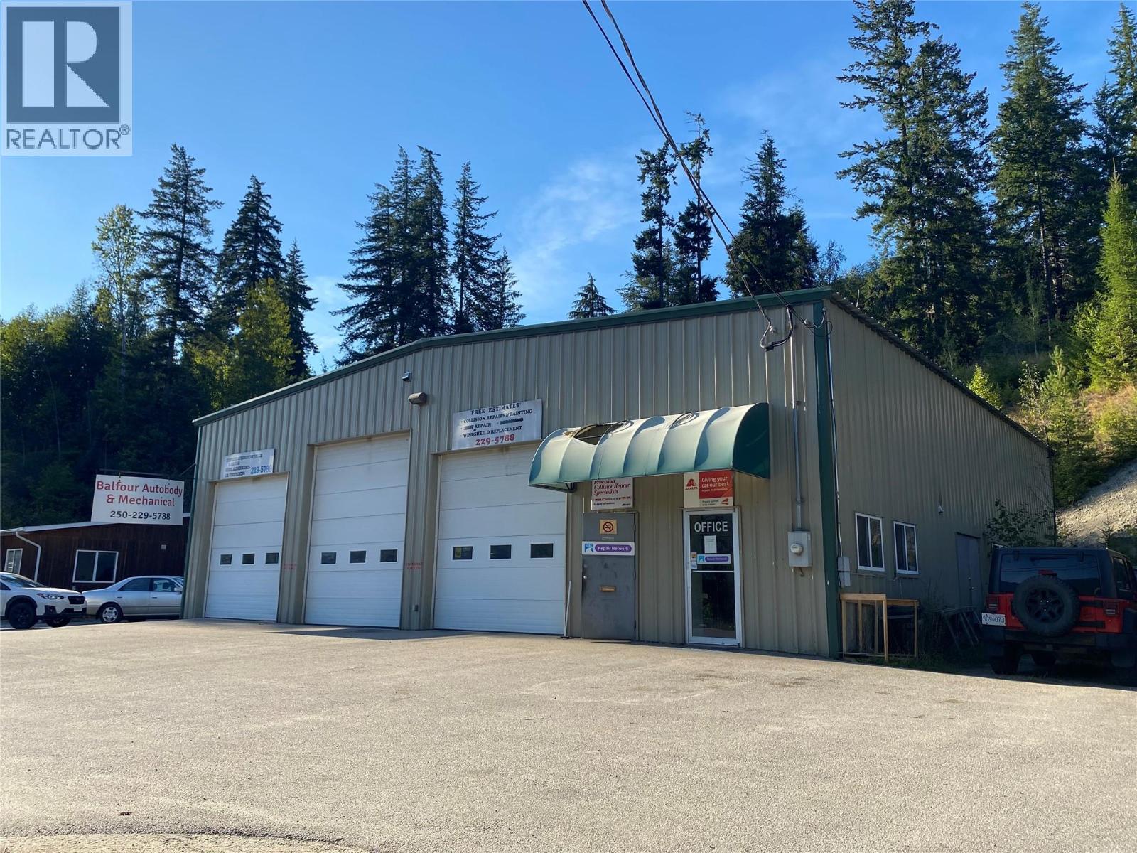 7699 3a Highway, Balfour, British Columbia  V0G 1C0 - Photo 2 - 10359517