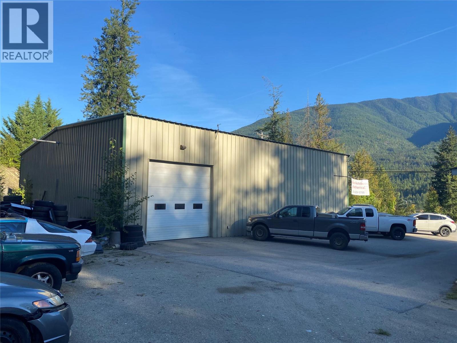 7699 3a Highway, Balfour, British Columbia  V0G 1C0 - Photo 7 - 10359517