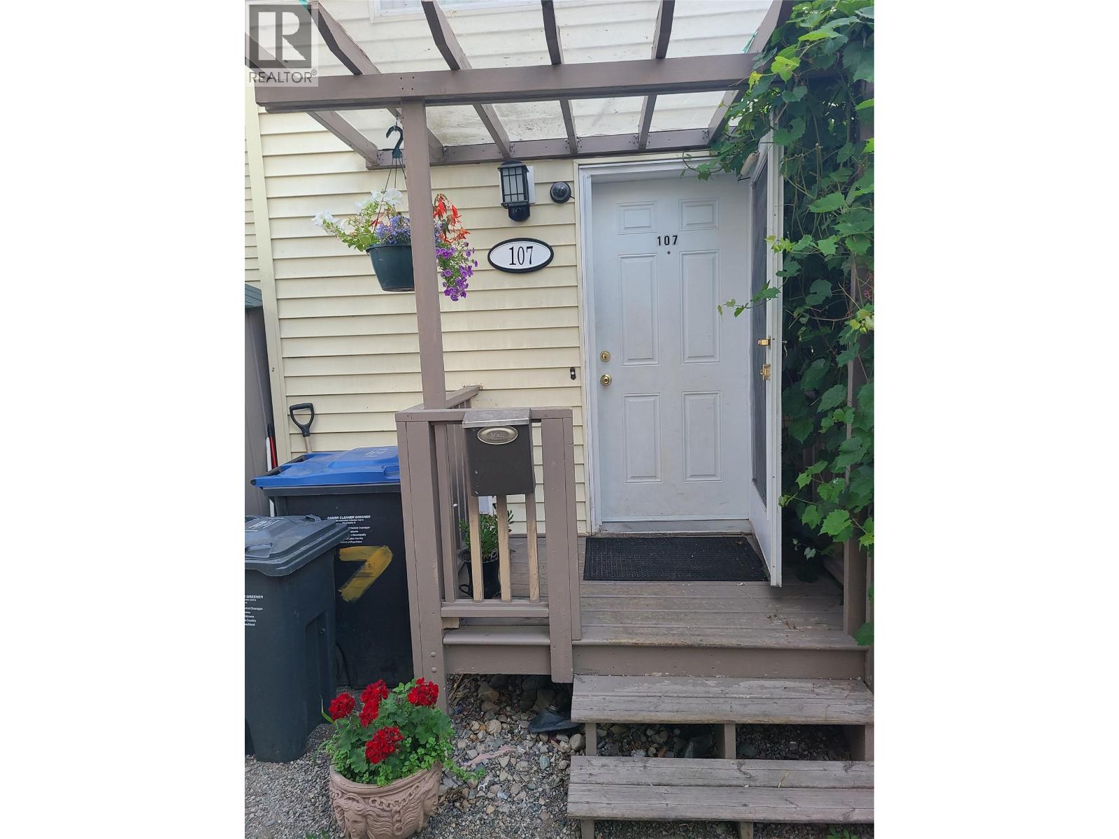 335 33 Highway E Unit# 107, kelowna, British Columbia