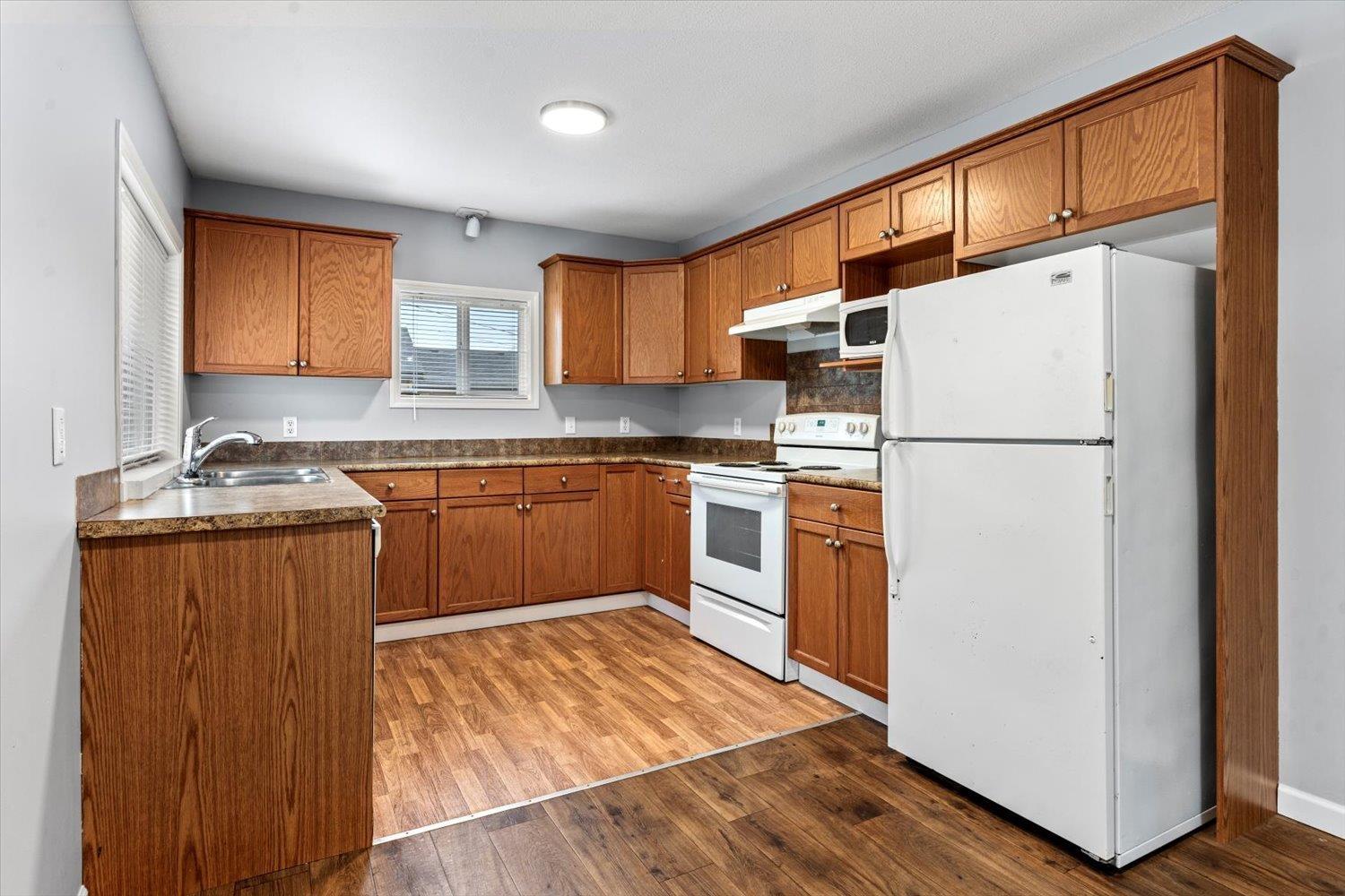 905 Hot Springs Road, Harrison Hot Springs, Harrison Hot Springs, British Columbia  V0M 1A3 - Photo 18 - R3037329