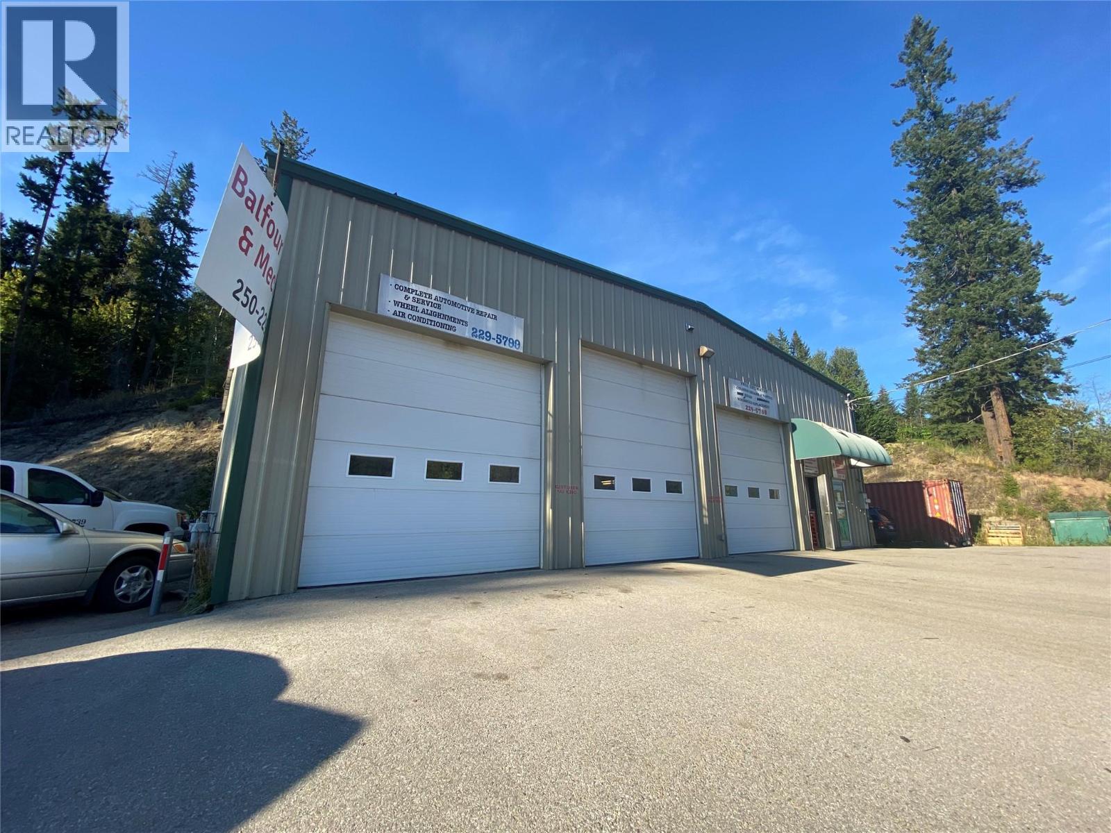 7699 3a Highway, Balfour, British Columbia  V0G 1C0 - Photo 3 - 10359521