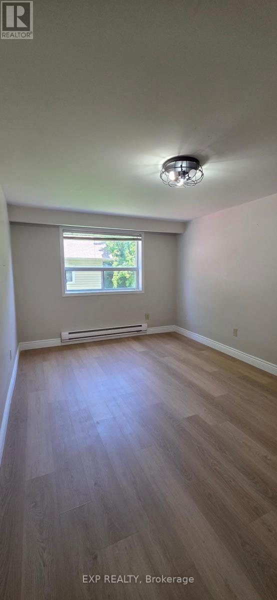 101 - 80 Kennedy Road N, Brampton, Ontario  L6V 3E7 - Photo 5 - W12345562