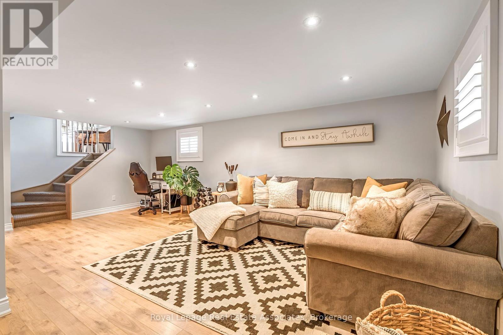 20 Baylor Crescent, Halton Hills, Ontario  L7G 1A6 - Photo 24 - W12345580