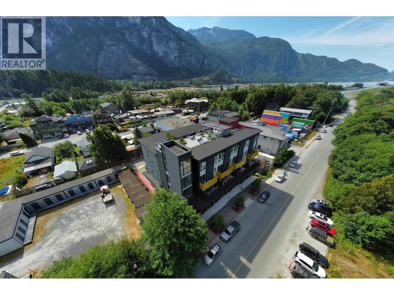 301 37762 THIRD AVENUE, Squamish, British Columbia