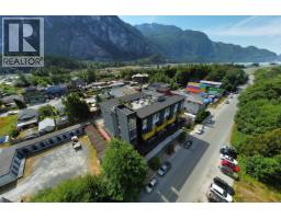 301 37762 Third Avenue, Squamish, Ca