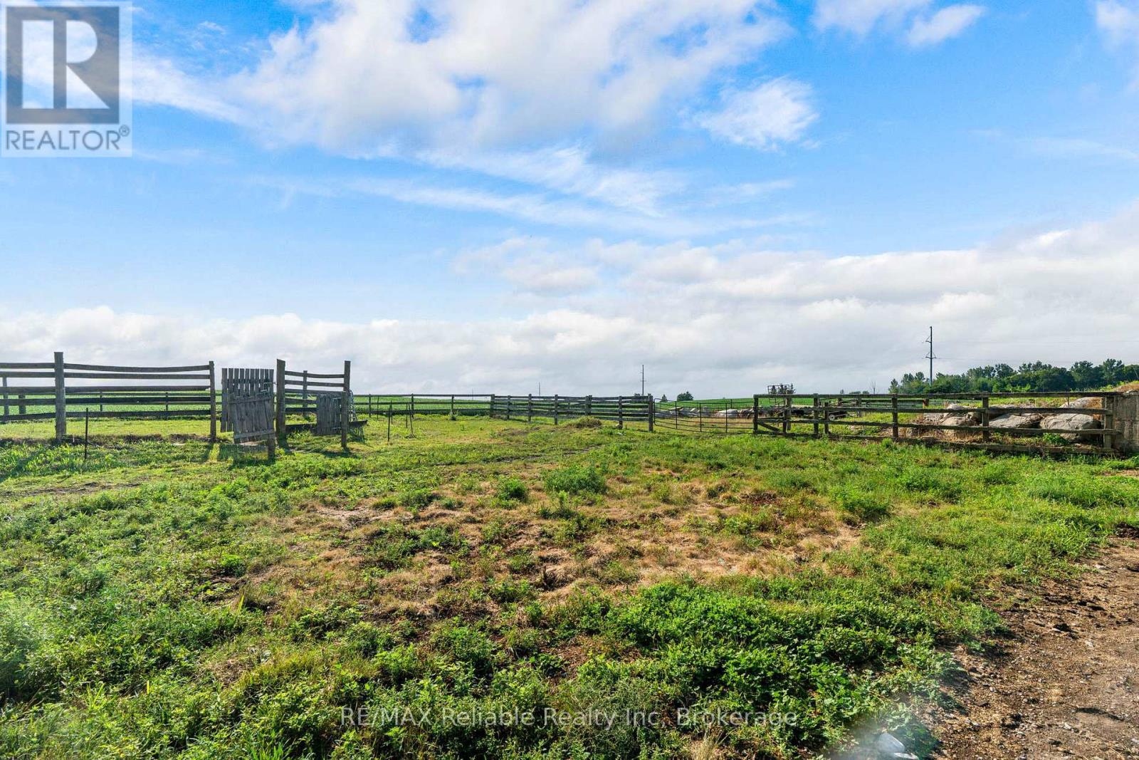 70129 Evergreen Line, South Huron, Ontario  N0M 1S5 - Photo 17 - X12345597