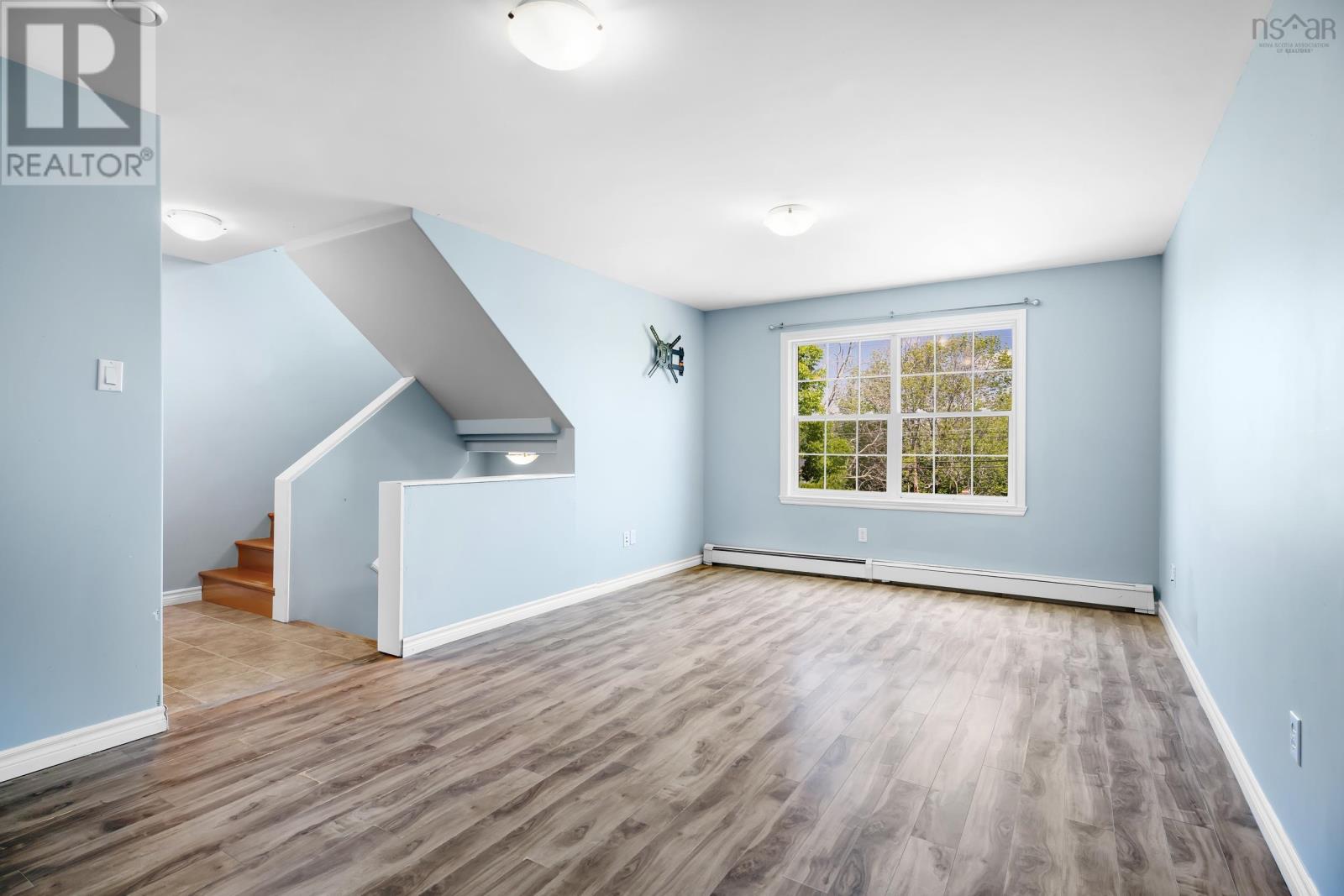 988 Old Sackville Road, Lower Sackville, Nova Scotia  B4C 2J9 - Photo 7 - 202518951