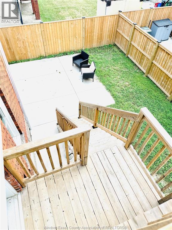 Property at 871 Pillette image 3