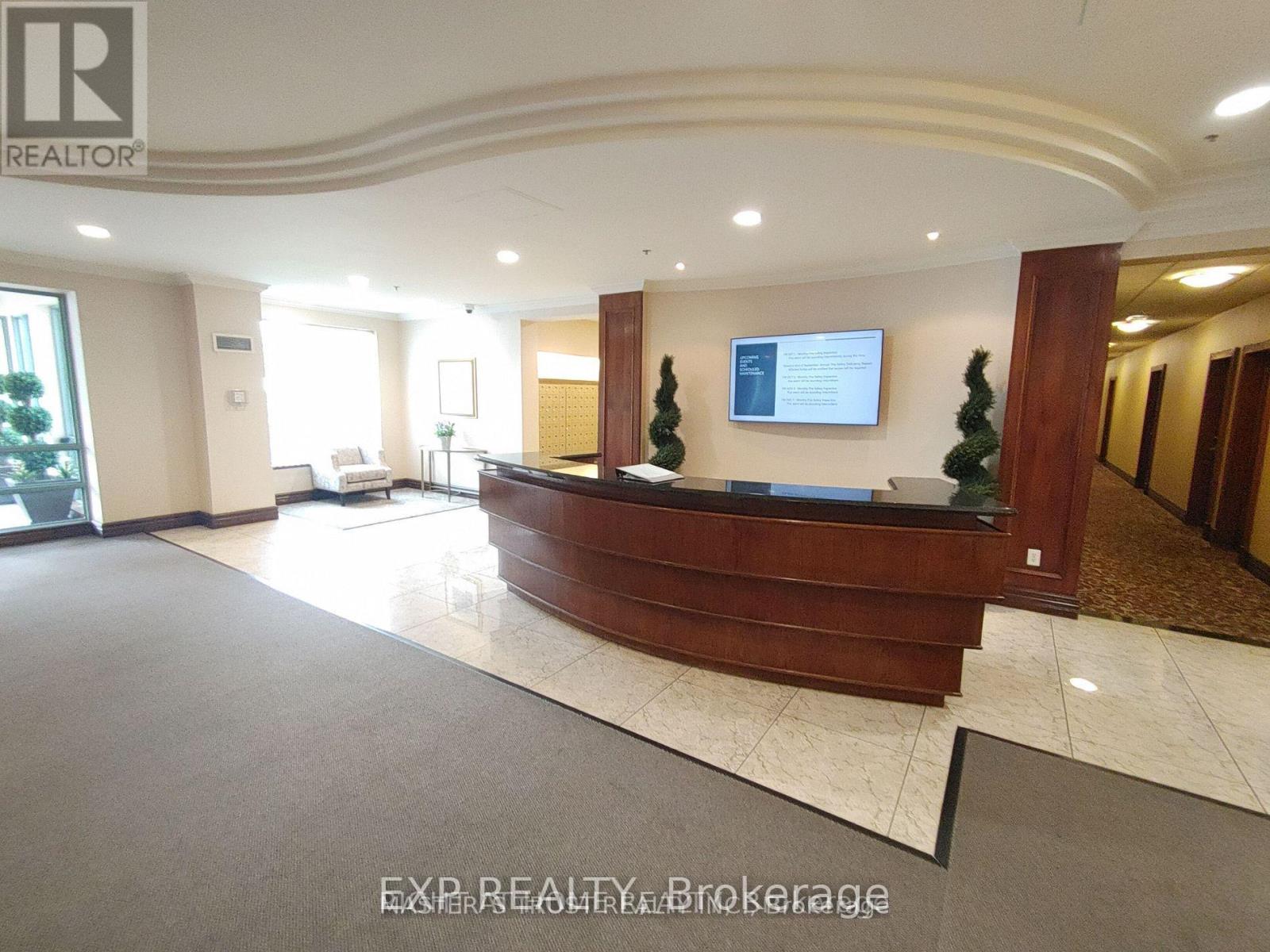 301 - 51 Baffin Crescent, Richmond Hill (Langstaff), Ontario  L4B 4P6 - Photo 2 - N12345645