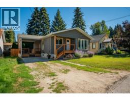 100 Birch Avenue, fruitvale, British Columbia