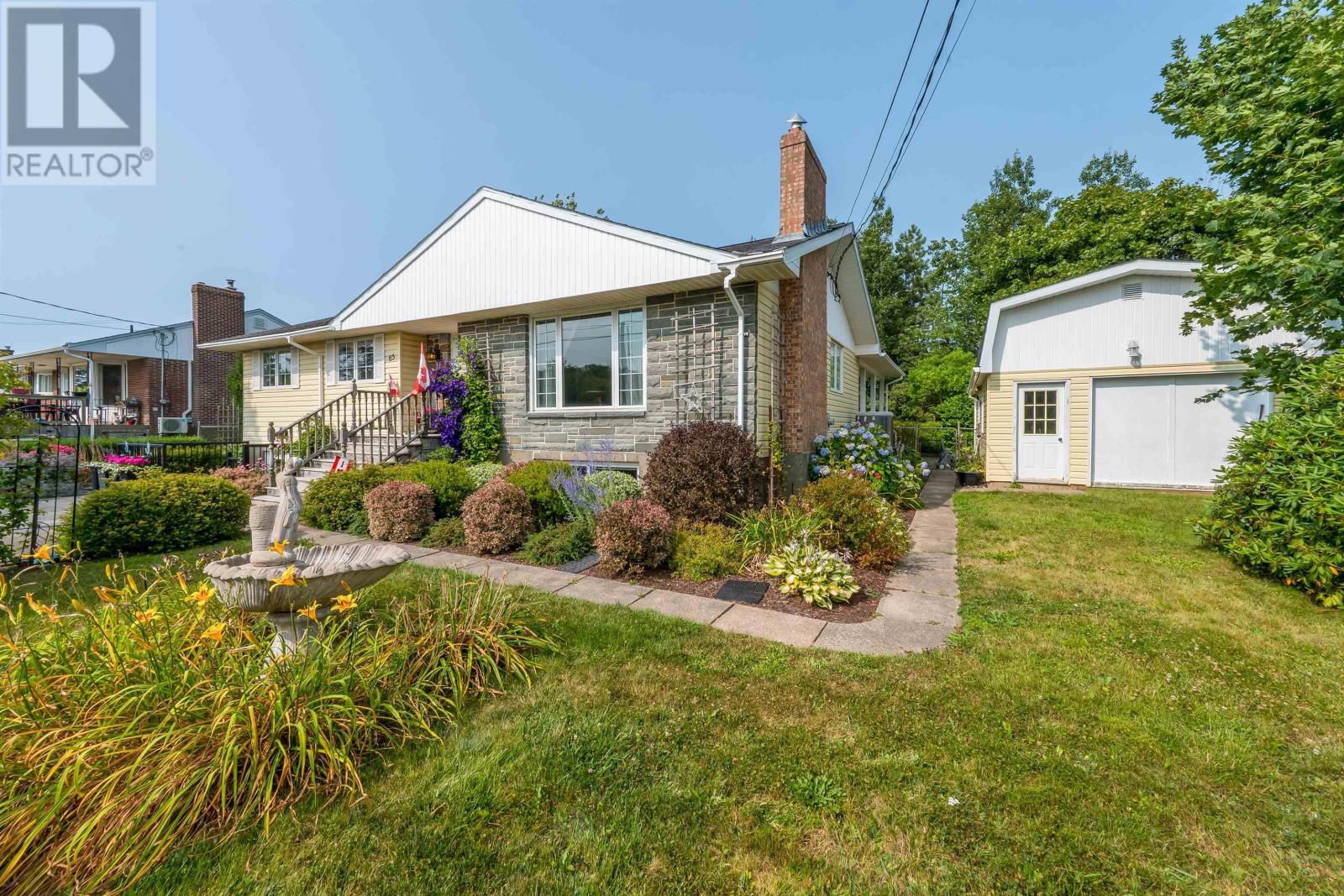 65 Penhorn Drive, Dartmouth, Nova Scotia  B2Y 3K6 - Photo 3 - 202520662