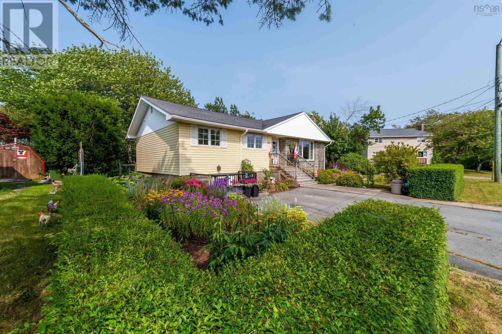 65 Penhorn Drive, Dartmouth, Nova Scotia  B2Y 3K6 - Photo 1 - 202520662