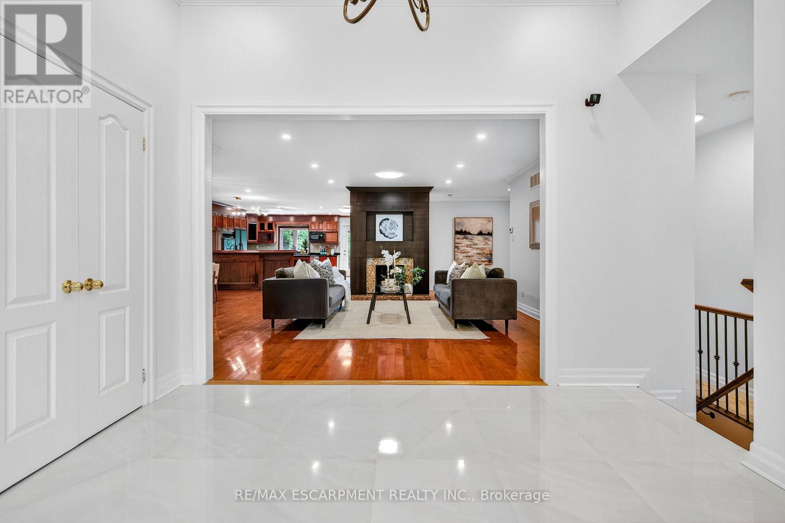 Property at 1262 MISSISSAUGA ROAD image 4