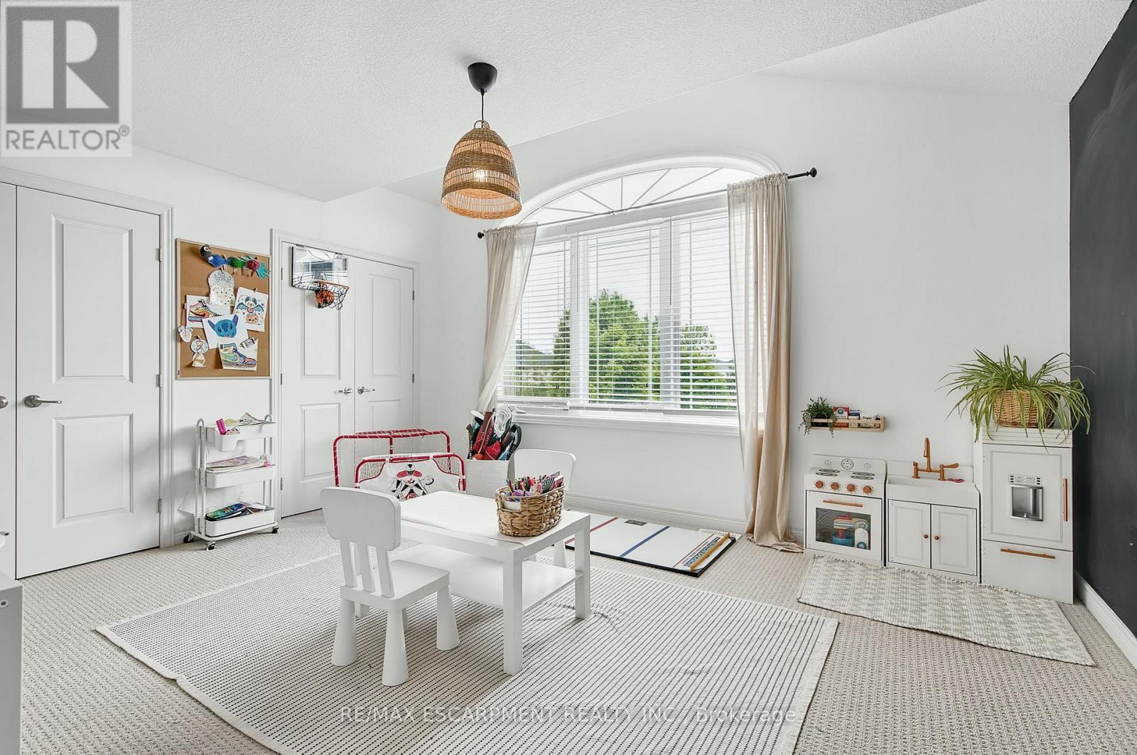 4884 Allan Court, Lincoln (Beamsville), Ontario  L3J 1M3 - Photo 26 - X12345612