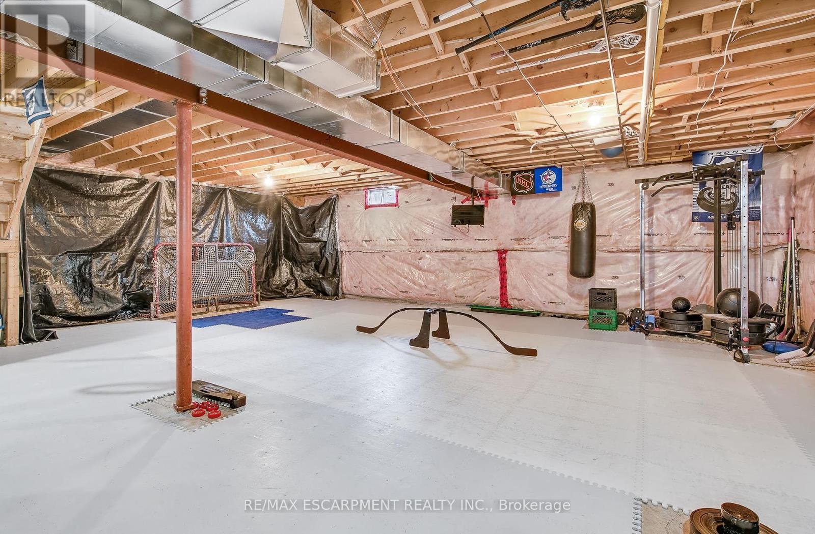 4884 Allan Court, Lincoln (Beamsville), Ontario  L3J 1M3 - Photo 38 - X12345612