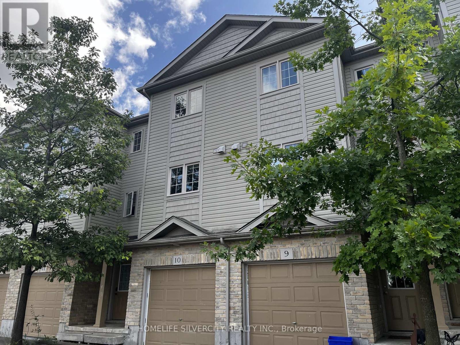 B10 - 155 HIGHLAND CRESCENT, Kitchener, Ontario