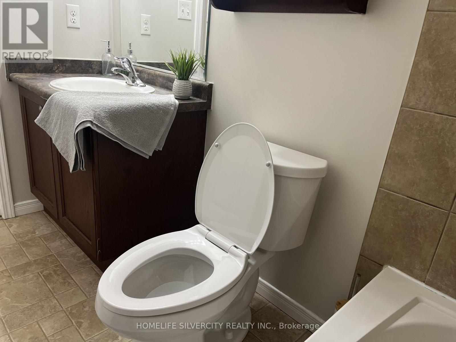 B10 - 155 Highland Crescent, Kitchener, Ontario  N2M 0A1 - Photo 17 - X12345614