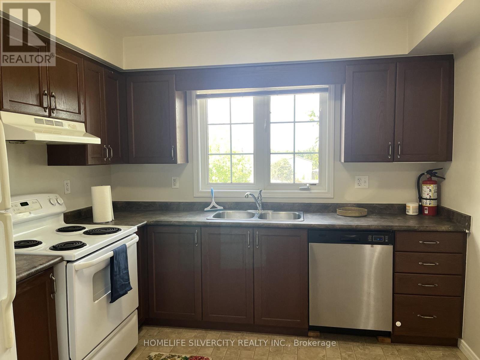 B10 - 155 Highland Crescent, Kitchener, Ontario  N2M 0A1 - Photo 6 - X12345614