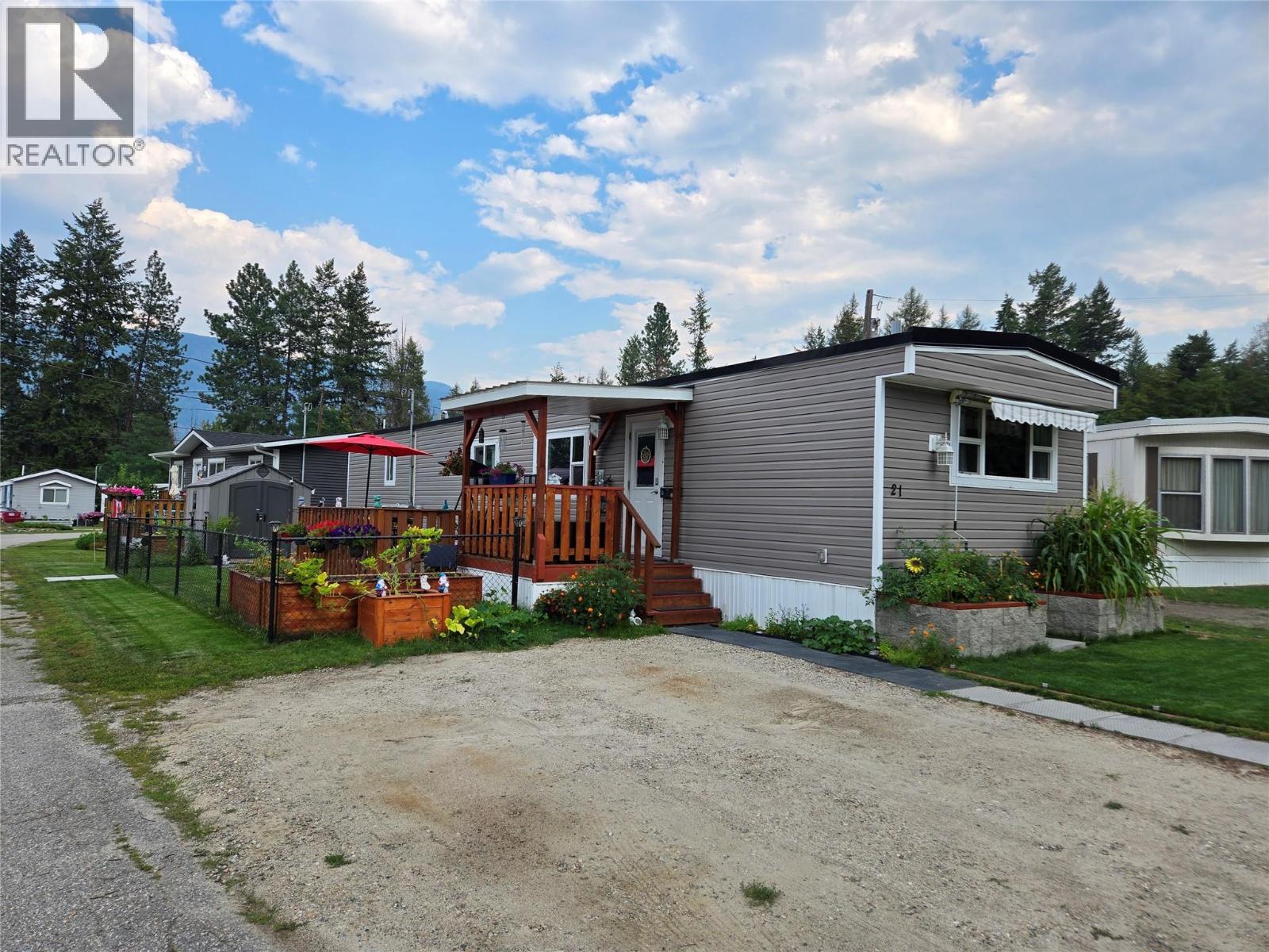 1601 COLUMBIA Avenue Unit# 21, castlegar, British Columbia