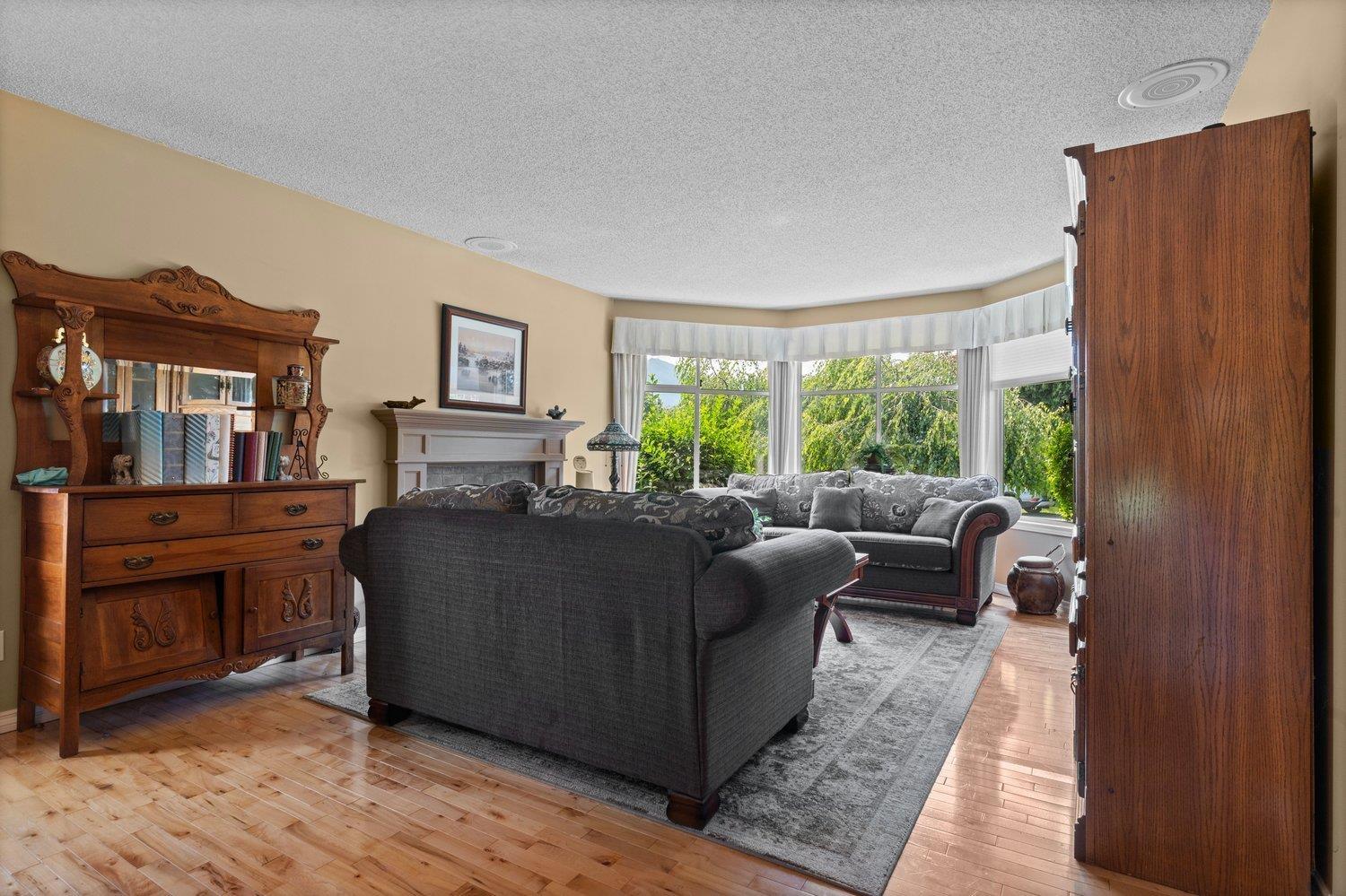 45605 Worthington Place, Sardis West Vedder, Chilliwack, British Columbia  V2R 1N6 - Photo 14 - R3037157