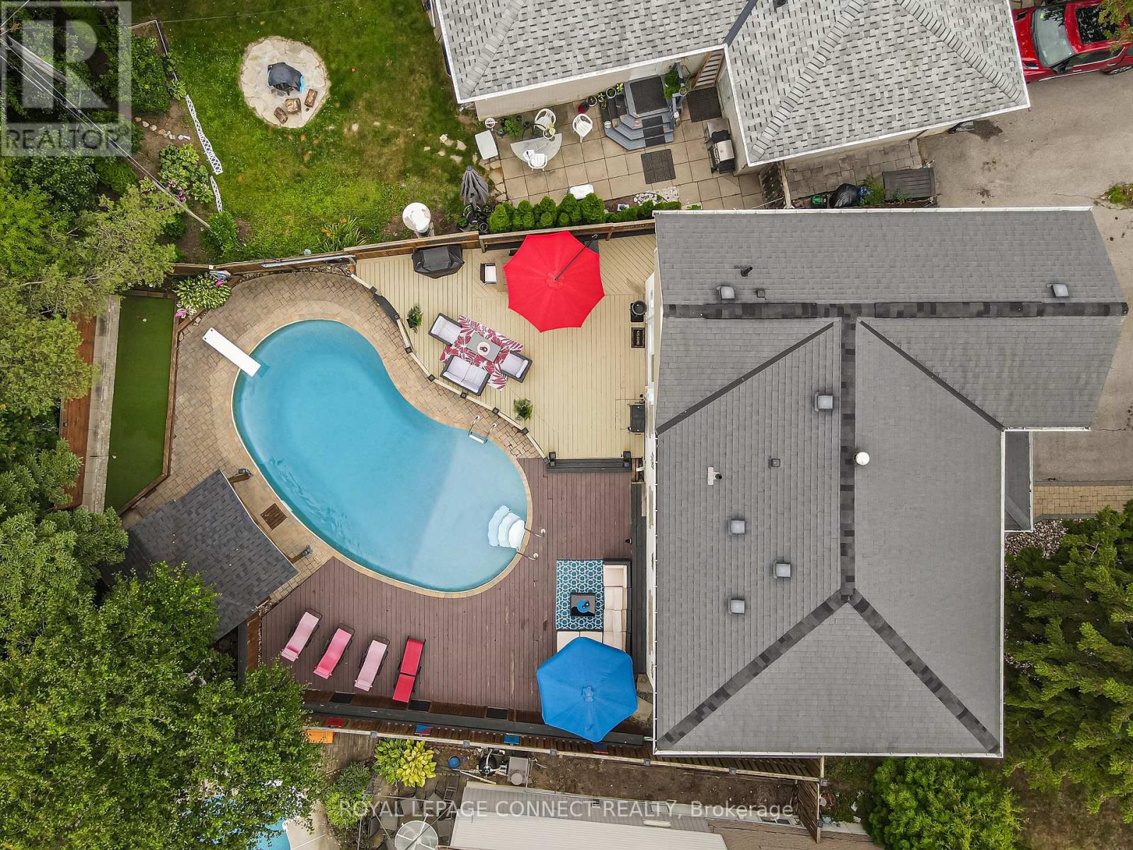 32 HARLAND CRESCENT, Ajax, Ontario