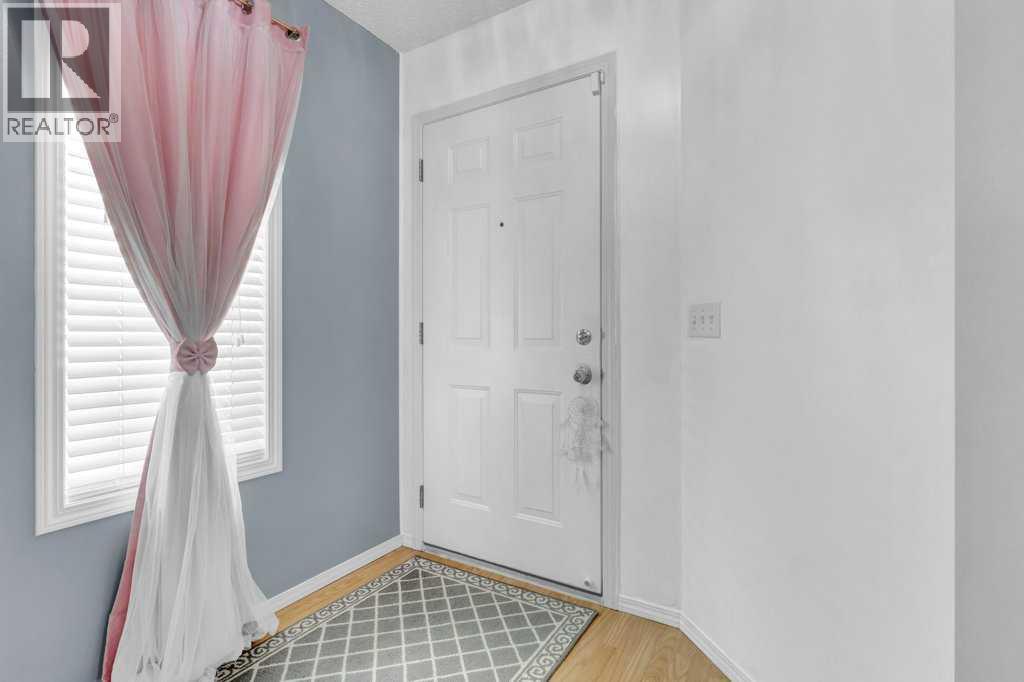 Property at 376 Bridlewood Avenue SW image 5