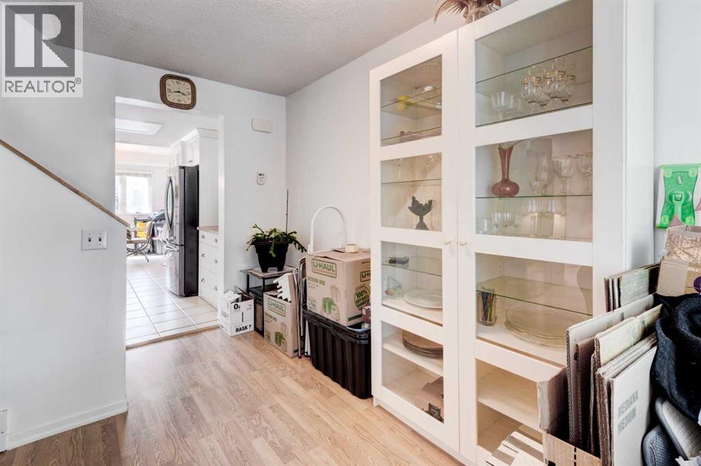 Property at 110, 2300 Oakmoor Drive SW image 5