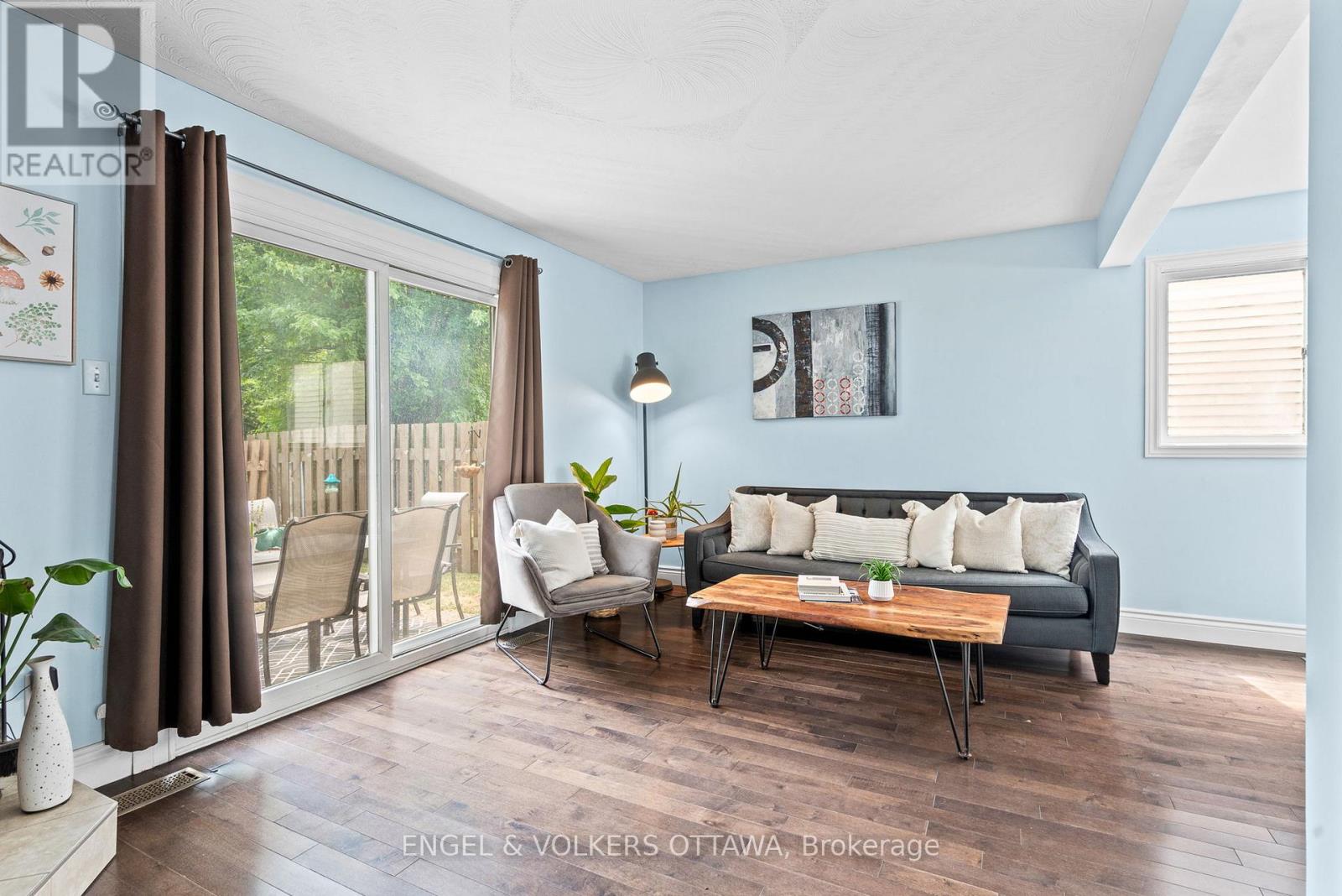 42 Henfield Avenue, Ottawa, Ontario  K2J 1J8 - Photo 12 - X12345719