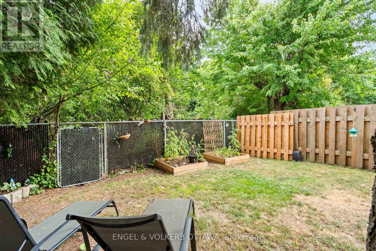 42 Henfield Avenue, Ottawa, Ontario  K2J 1J8 - Photo 28 - X12345719