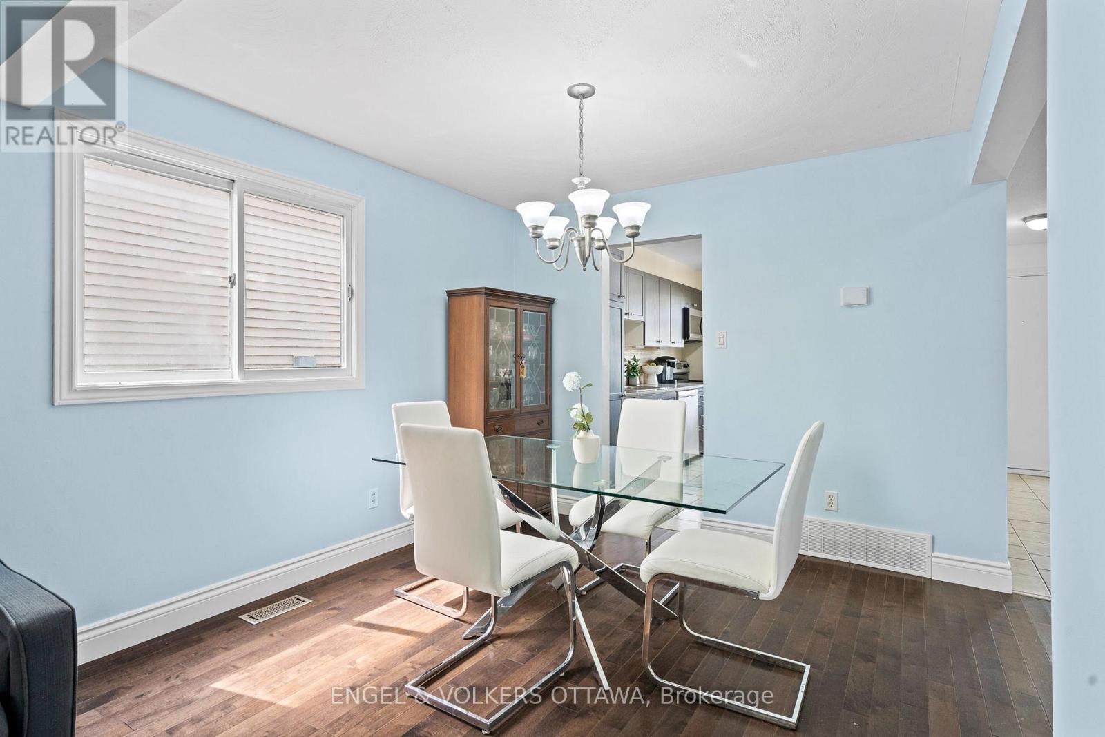 42 Henfield Avenue, Ottawa, Ontario  K2J 1J8 - Photo 8 - X12345719