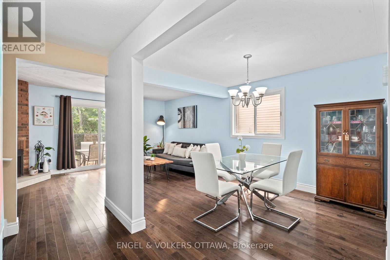 42 Henfield Avenue, Ottawa, Ontario  K2J 1J8 - Photo 9 - X12345719